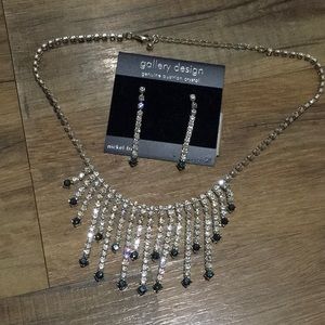 NWT Genuine Austrian Crystal Blue Earring & Necklace Set